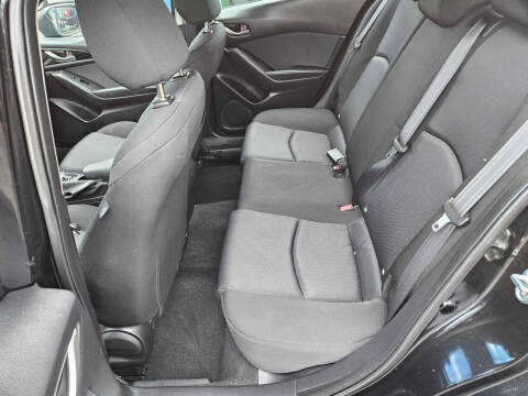 2015 Mazda MAZDA3