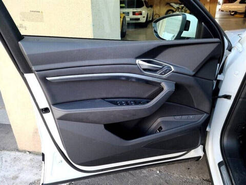 2023 Audi e-tron Sportback quattro Premium S line