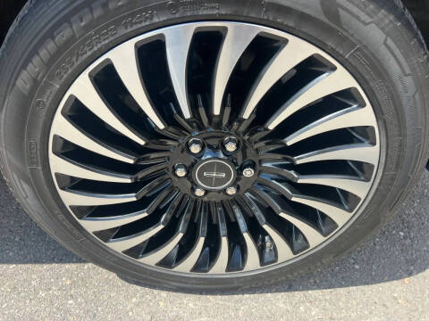 2019 Lincoln Navigator Black Label