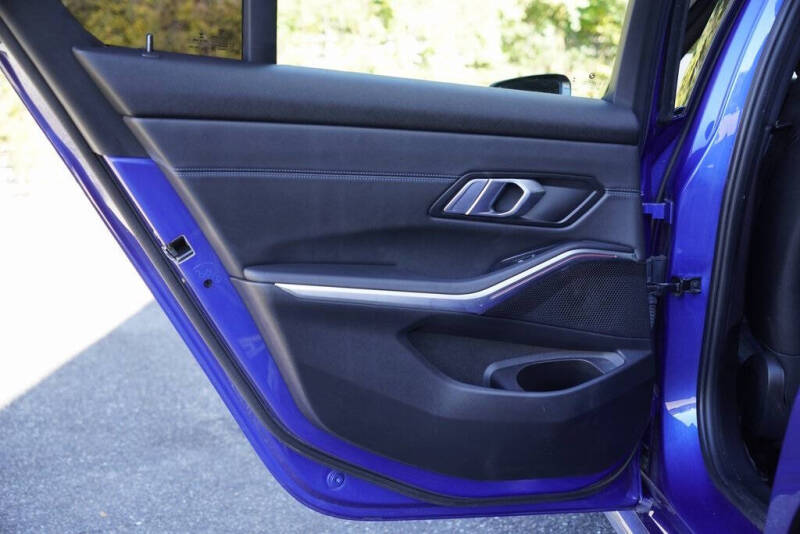 2021 BMW 3 Series 330i