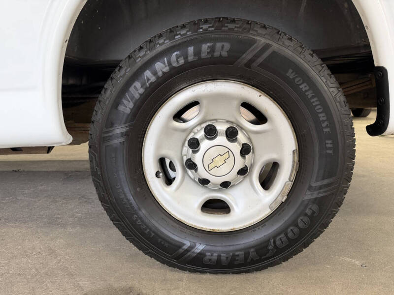 2011 Chevrolet Express 2500