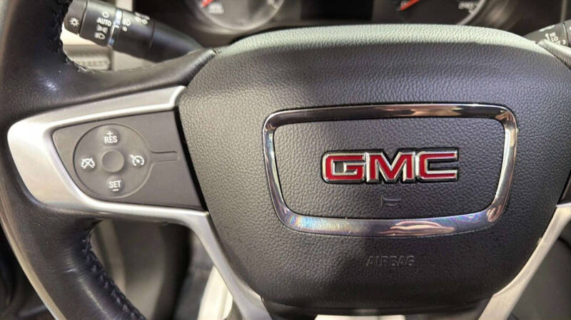 2019 GMC Acadia SLE-2