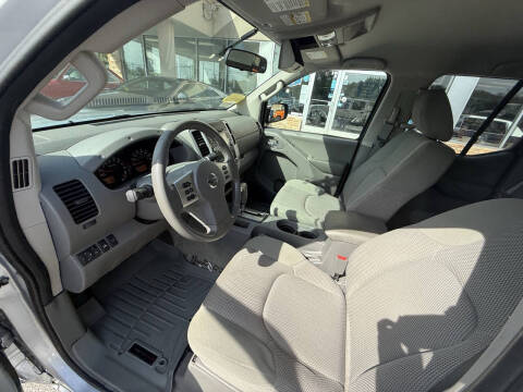 2015 Nissan Frontier SV