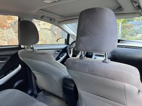 2013 Toyota Prius Three