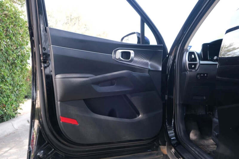 2022 Kia Sorento Hybrid S