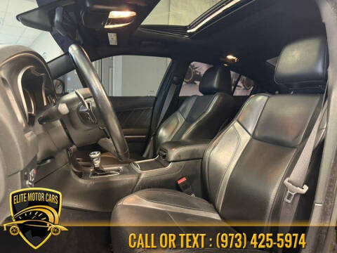 2017 Dodge Charger SXT