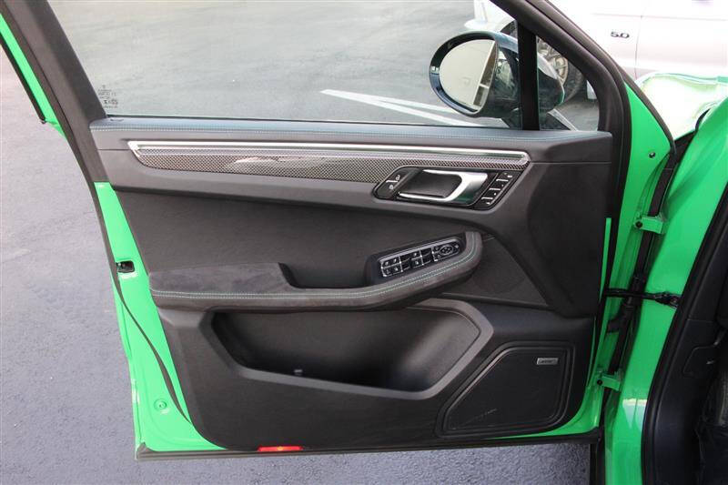 2023 Porsche Macan GTS