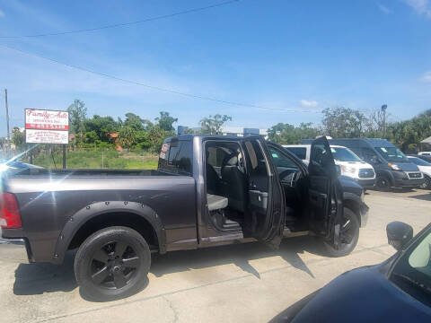 2017 RAM 1500 SLT