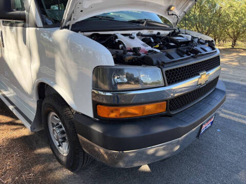 2016 Chevrolet Express LT 3500