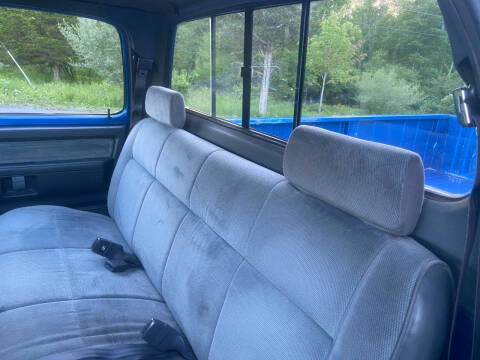 1992 Dodge RAM 150 LE