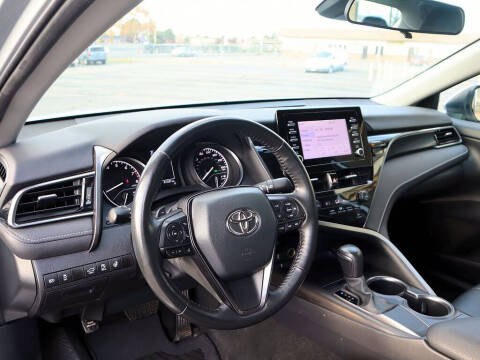 2023 Toyota Camry SE