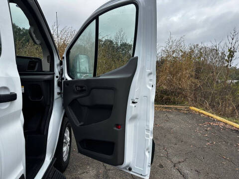 2026 Ford Transit 350 XLT