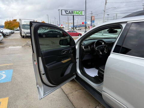 2017 GMC Acadia Denali