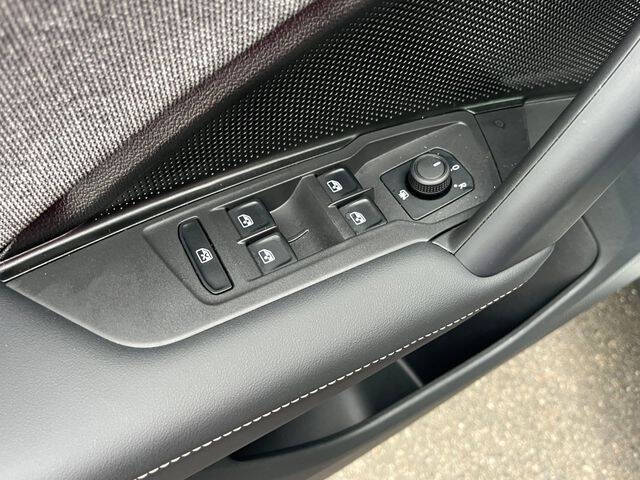 2025 Volkswagen Tiguan S