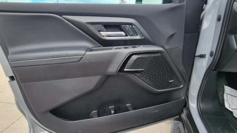 2025 Chevrolet Silverado EV LT