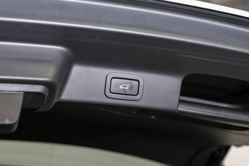 2018 Jaguar F-PACE S