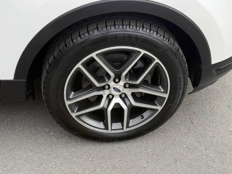 2018 Ford Explorer Sport