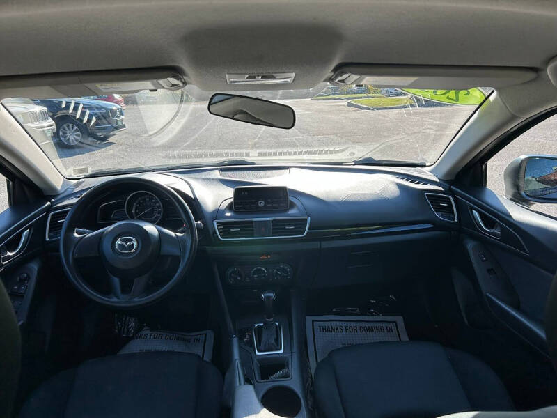 2015 Mazda MAZDA3 i SV