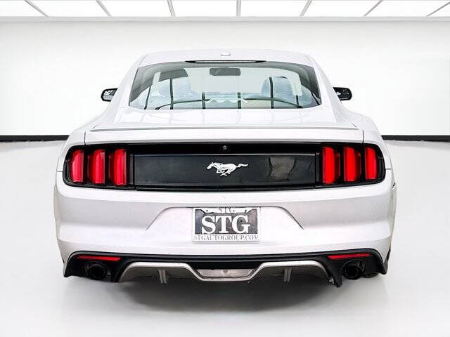 2017 Ford Mustang EcoBoost Premium