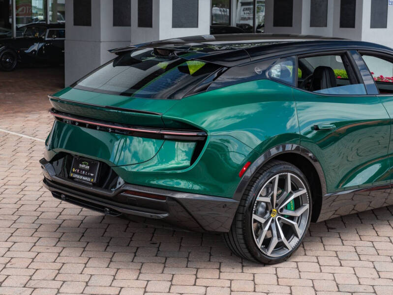 2025 Lotus Eletre Carbon