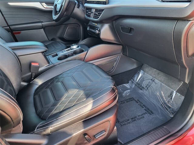 2023 Ford Escape Platinum