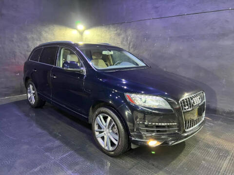 2015 Audi Q7 for sale at CLASSIC MOTOR CARS in West Allis WI