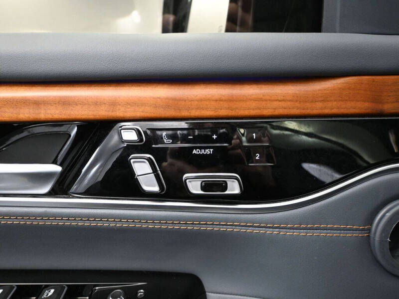 2023 Jeep Grand Wagoneer L Series II