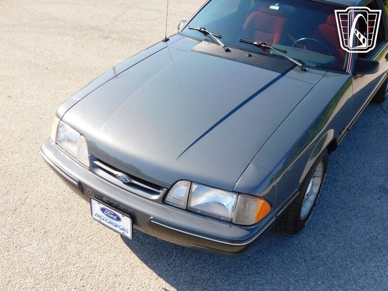 1987 Ford Mustang LX