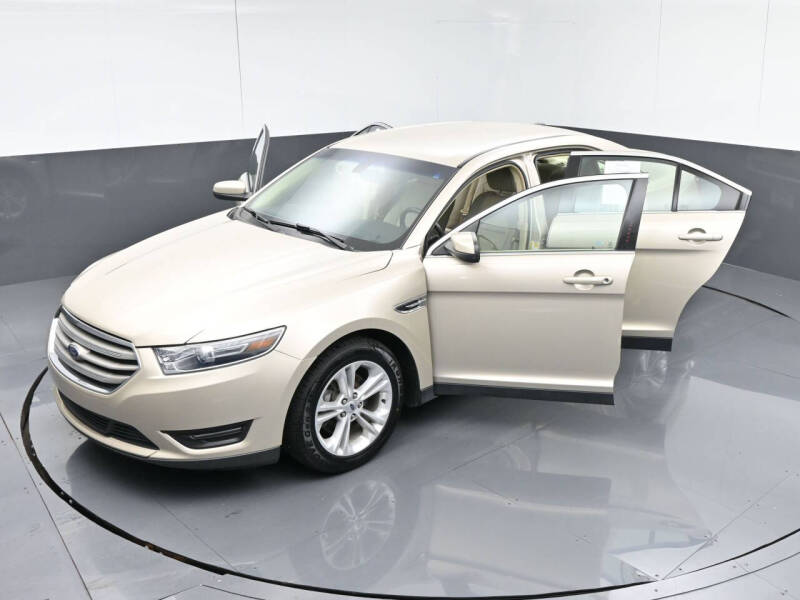 2017 Ford Taurus SEL