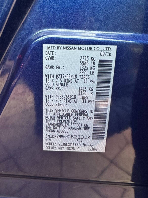 2017 Nissan Pathfinder SL