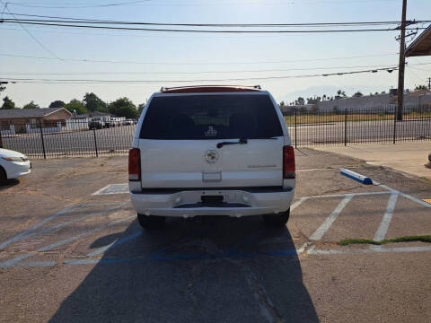 2003 Cadillac Escalade