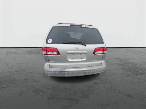 2001 Toyota Sienna