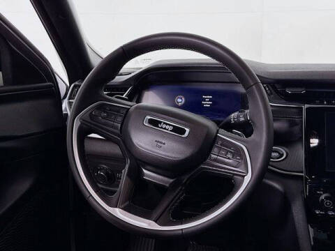 2024 Jeep Grand Cherokee L Laredo