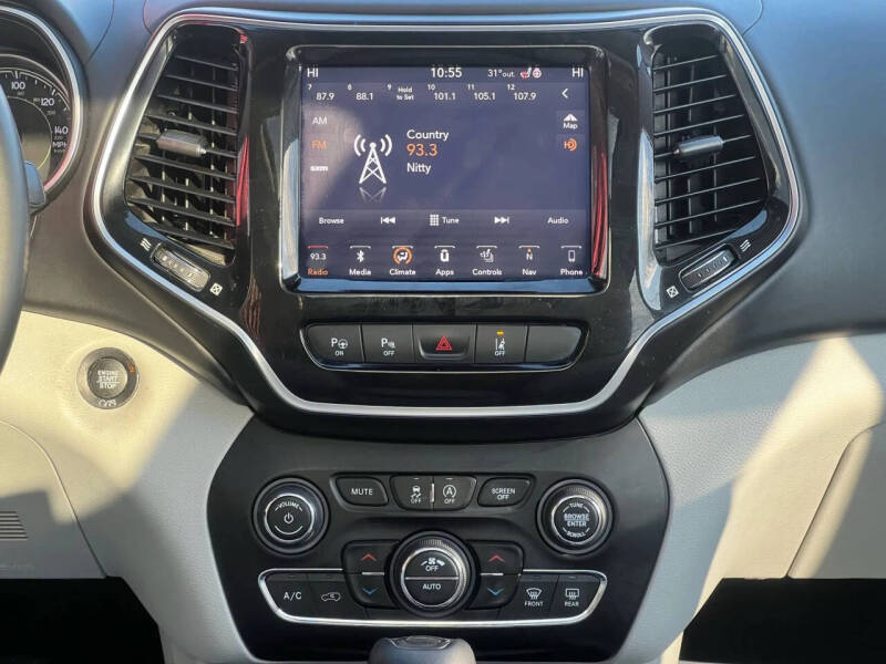 2019 Jeep Cherokee Overland