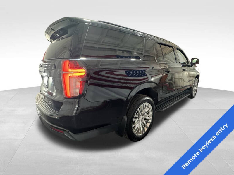 2023 Chevrolet Suburban RST