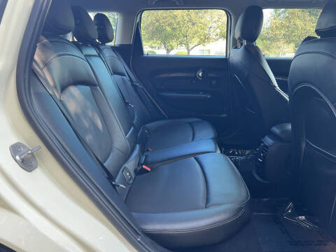 2017 MINI Clubman Cooper S