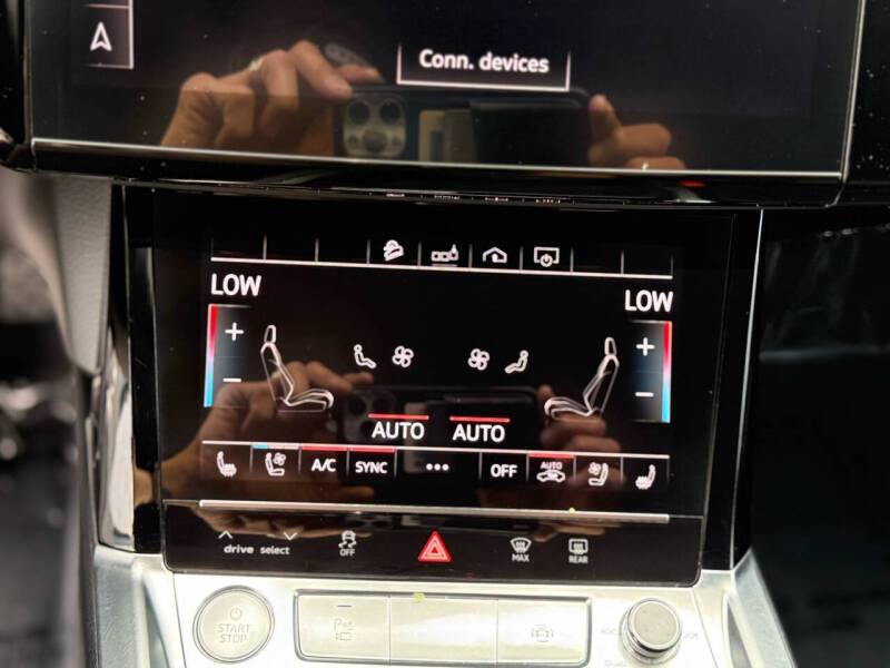 2019 Audi e-tron quattro Premium Plus