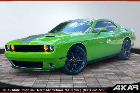 2017 Dodge Challenger SXT Plus