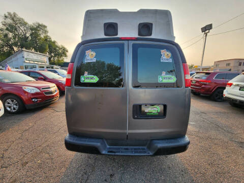 2017 GMC Savana 3500