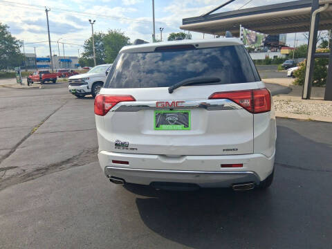 2017 GMC Acadia Denali