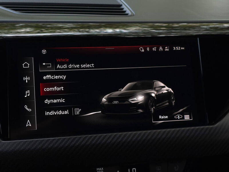 2022 Audi RS e-tron GT quattro