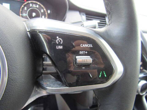 2022 Jaguar E-PACE P250 SE