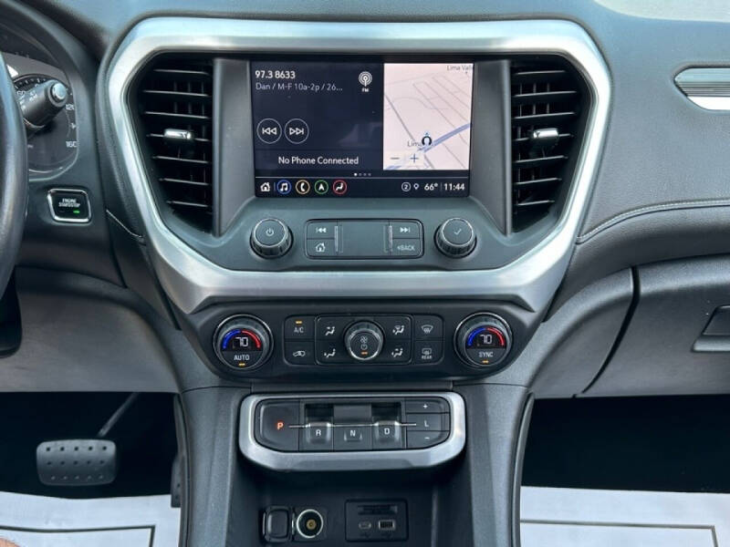 2021 GMC Acadia SLT