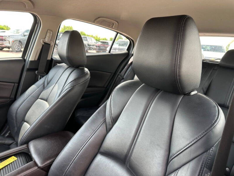 2018 Mazda MAZDA3 Touring
