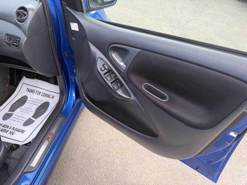 2000 Toyota Vitz
