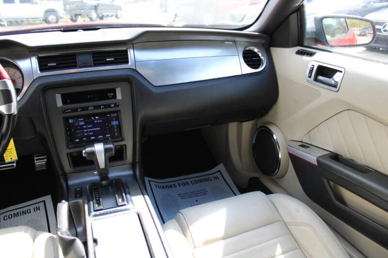 2010 Ford Mustang