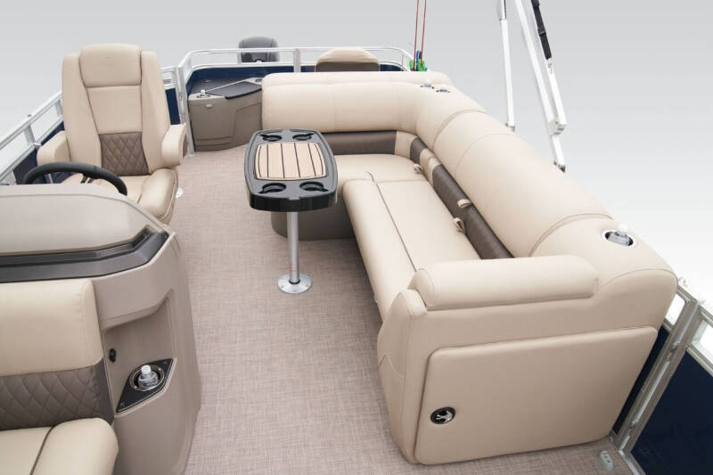 2024 Sun Tracker FISH BARGE 20 DLX