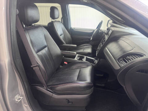 2016 Dodge Grand Caravan R/T