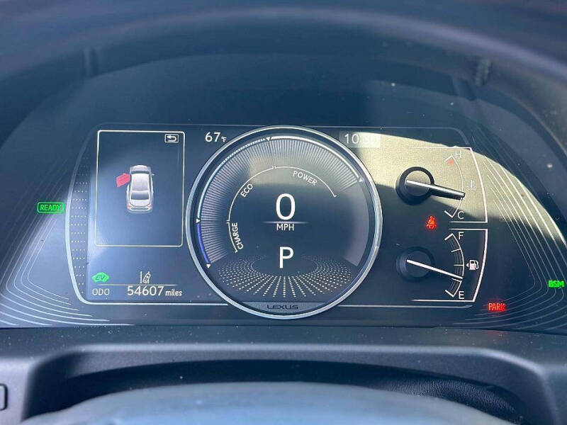 2021 Lexus ES 300h Ultra Luxury