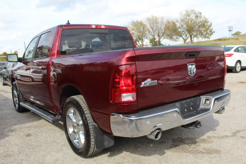 2016 RAM Ram 1500 Pickup Big Horn photo 12